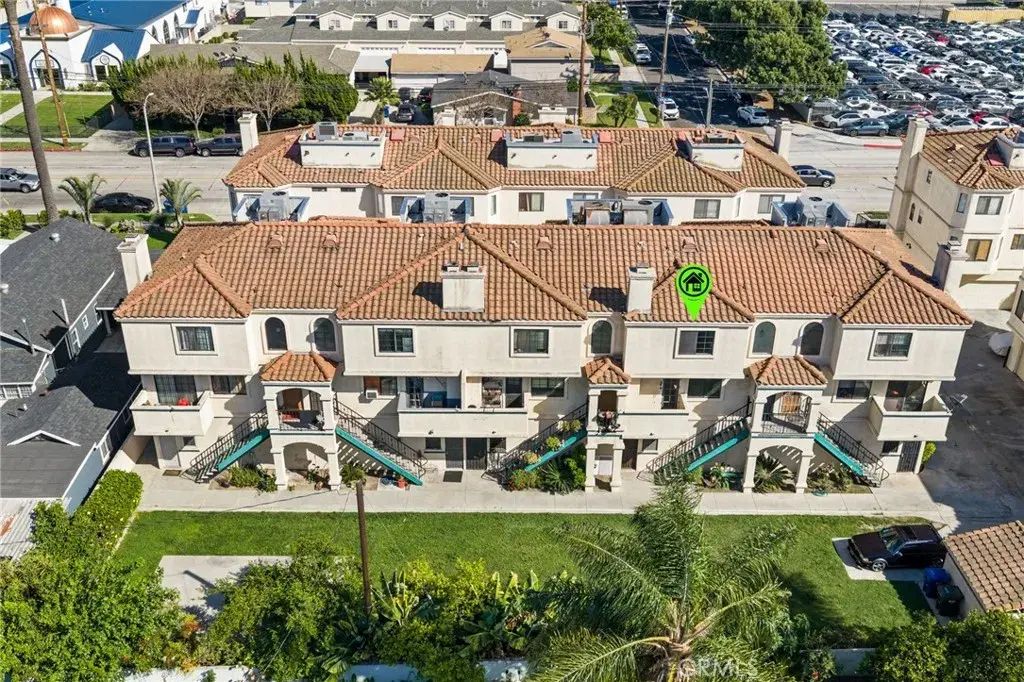11033 Old River School Road 8, Downey