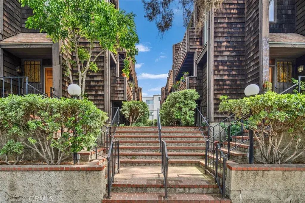 332 N 5th Street, Burbank