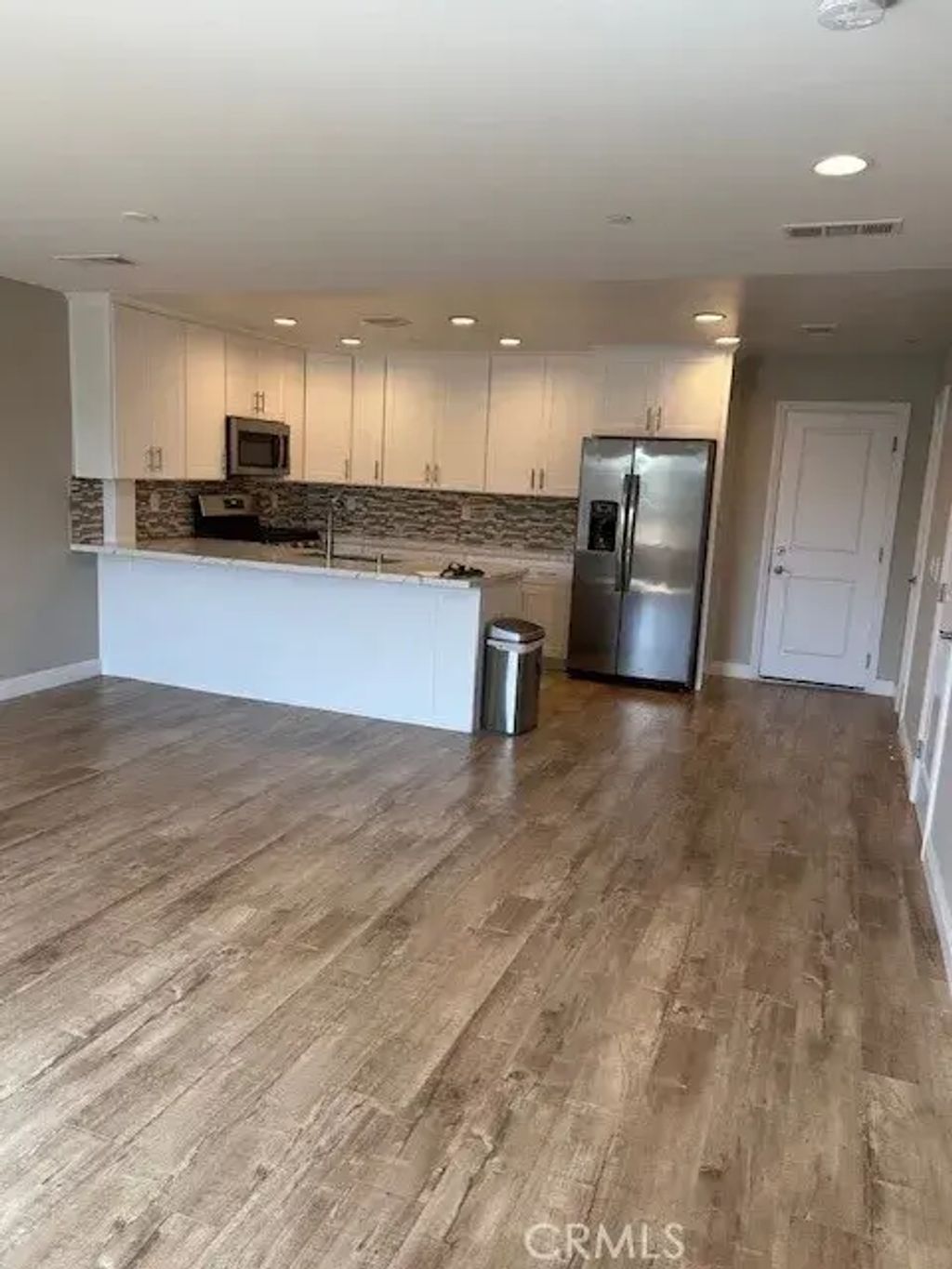 16408 Valencia 816, Fontana