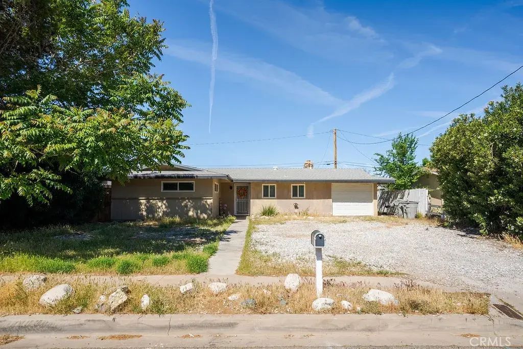 9116 G Avenue, Hesperia