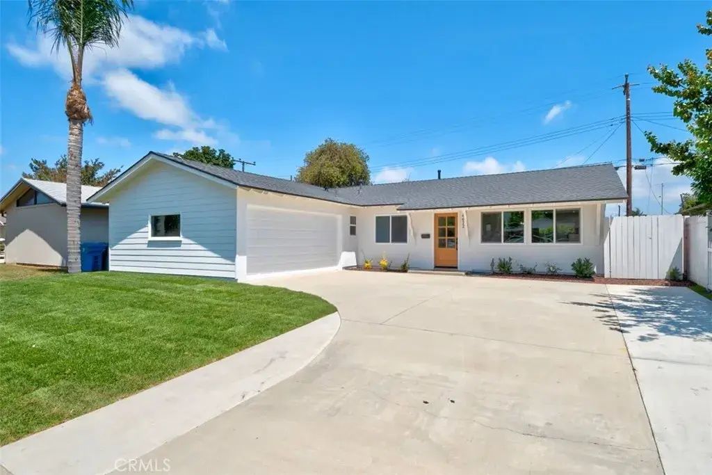 16622 Simonne Lane, Huntington Beach