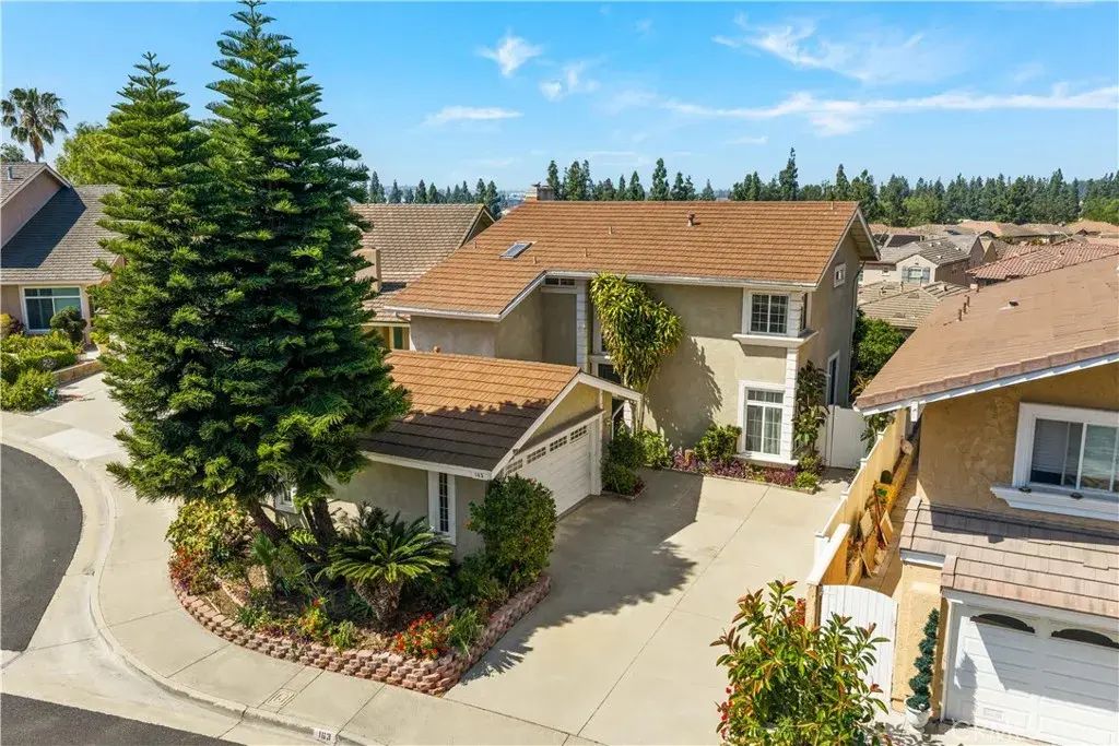 163 Saddle, Placentia