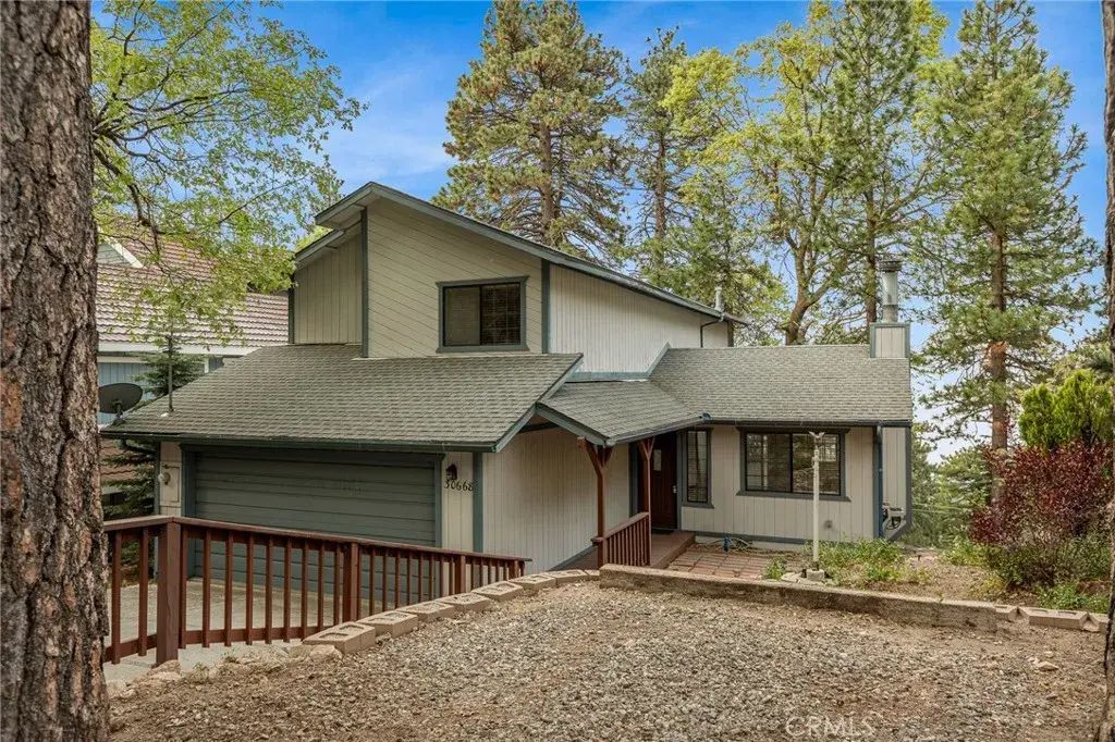 30668 Ferndale, Running Springs