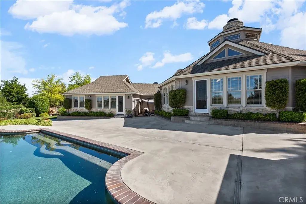 1006 Herdsman Way, Templeton
