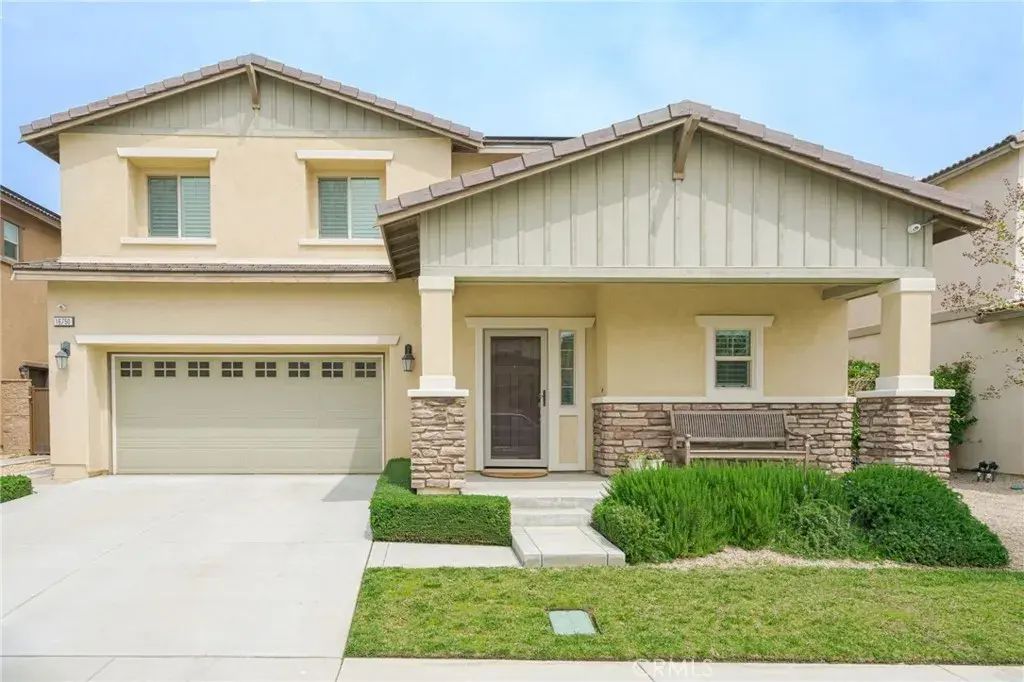 16750 Cherry Tree, Fontana