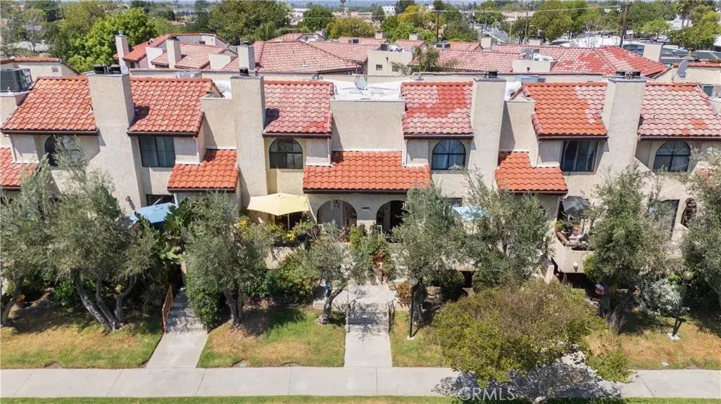 14325 Terra Bella, Panorama City