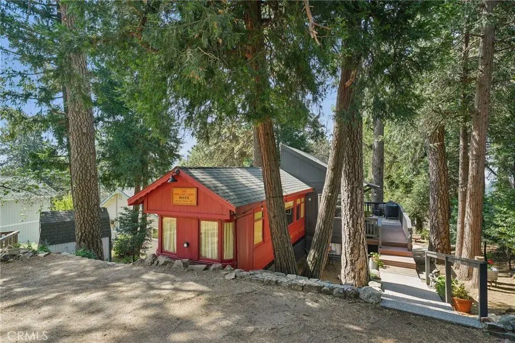 21875 Sawpit Canyon Road, Cedarpines Park