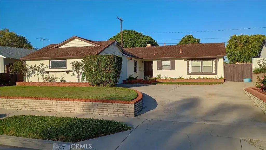 37 Hastings Avenue, Ventura