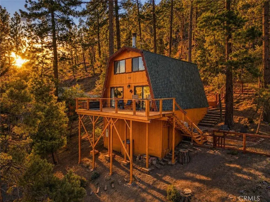 1916 Rustic Way, Pine Mountain Club