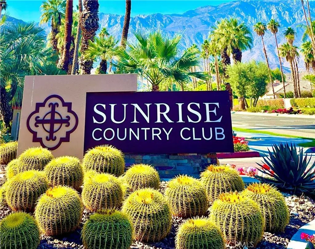 2 Seville, Rancho Mirage
