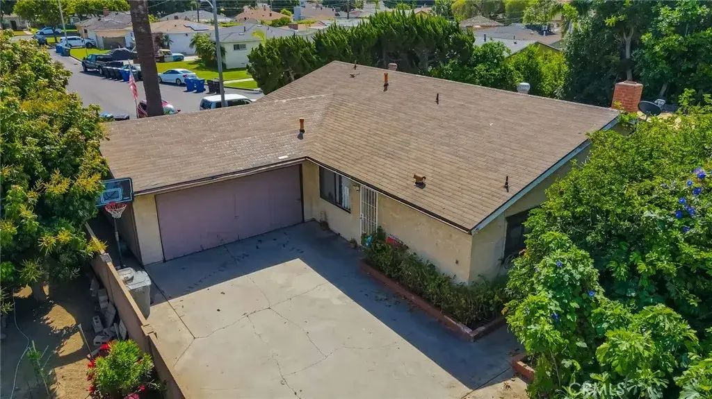 12650 Glenshire, Downey