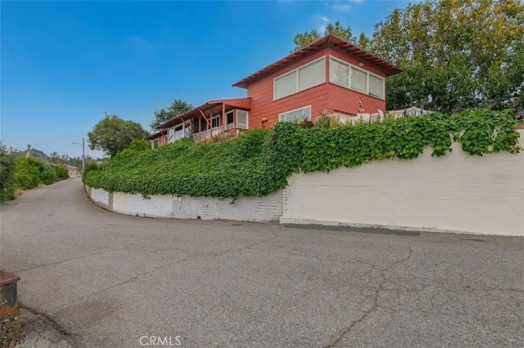 2832 Far View Lane, West Covina