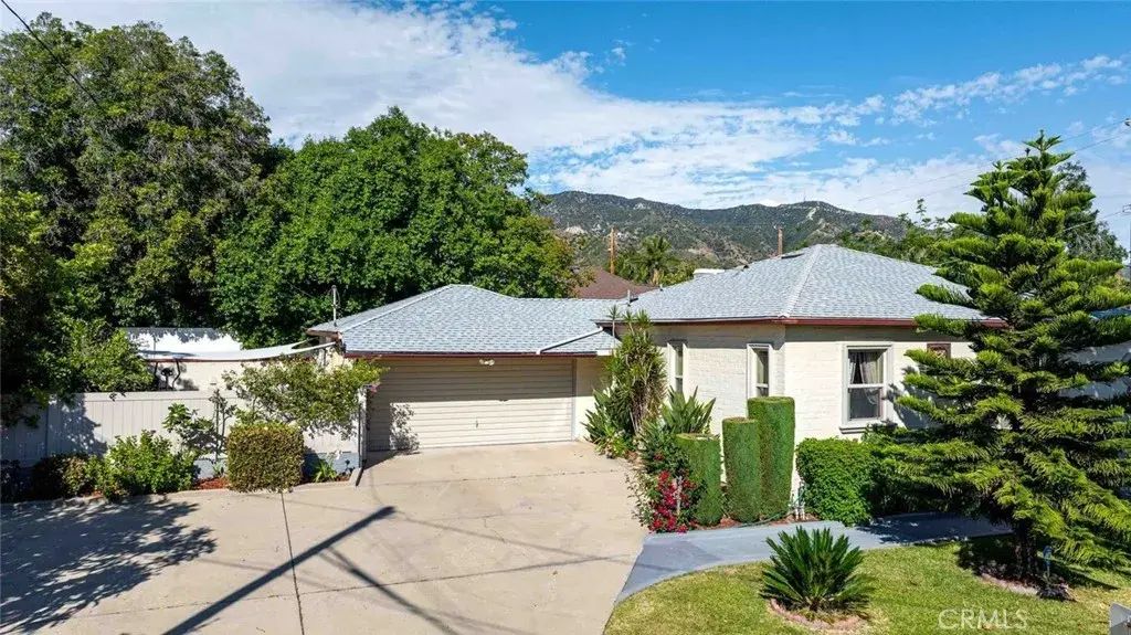 820 S Kenneth, Burbank