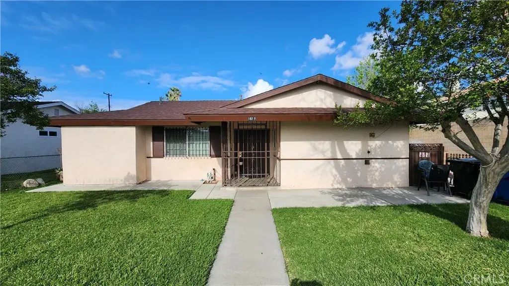 1611 S San Antonio, Pomona
