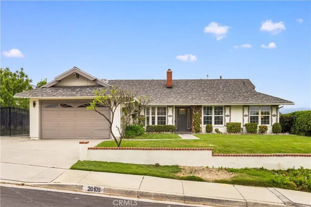 20105 Shadow Mountain, Walnut