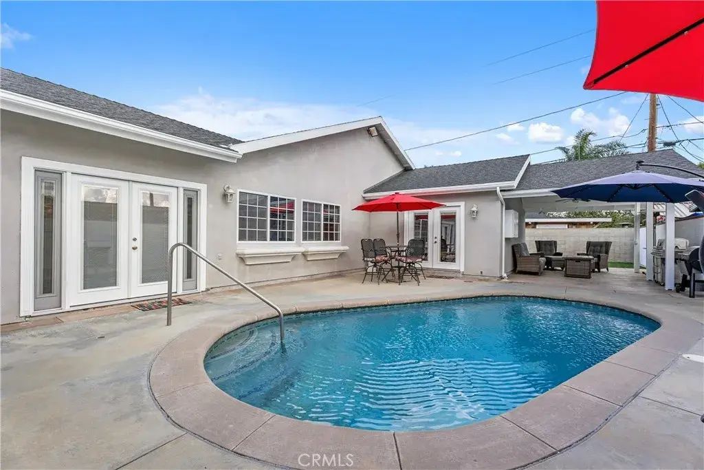 2165 W Romneya Drive, Anaheim