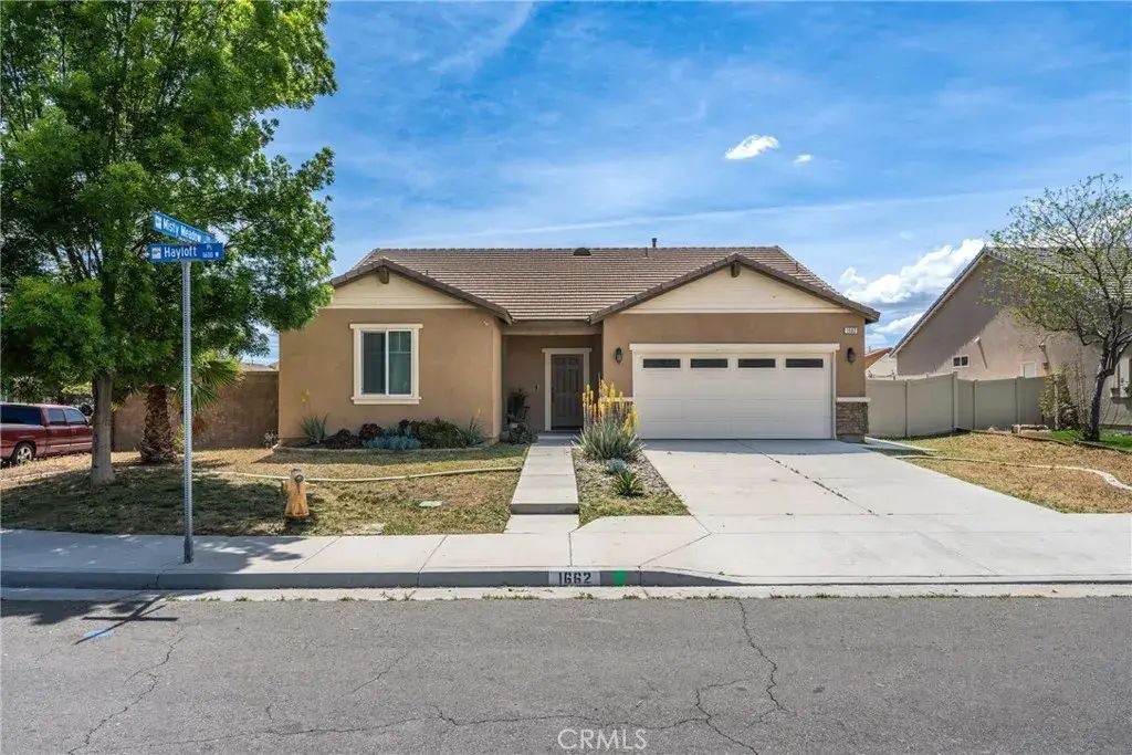 1662 Hayloft Place, San Jacinto