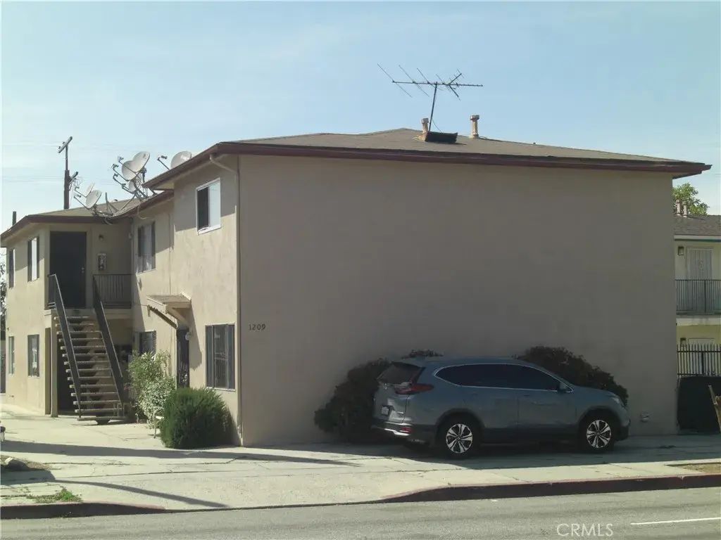 1209 N Wilmington Blvd., Wilmington