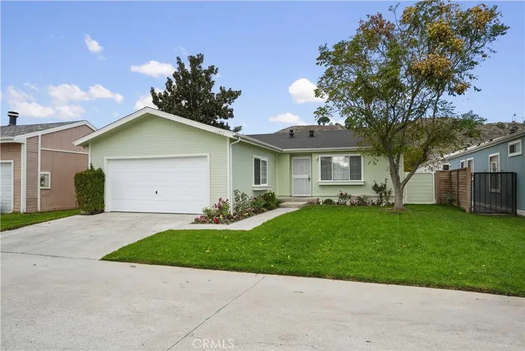 19853 Cottonwood Drive, Canyon Country
