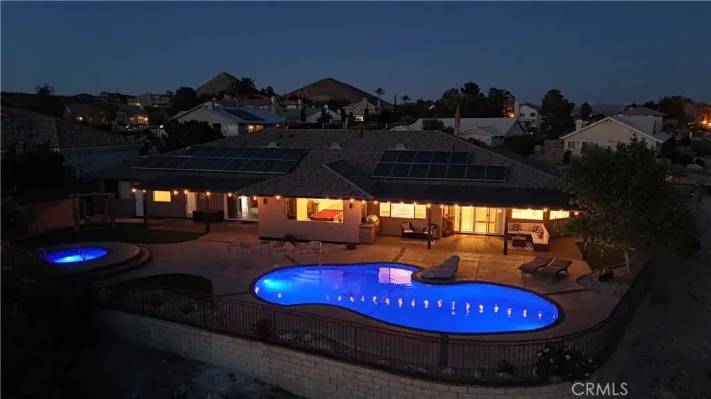16324 Crown Valley, Apple Valley