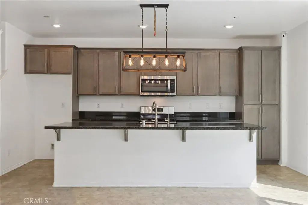 833 S Sumac Lane, Rialto