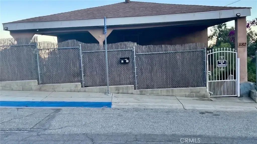 1182 N Bonnie Beach, Los Angeles