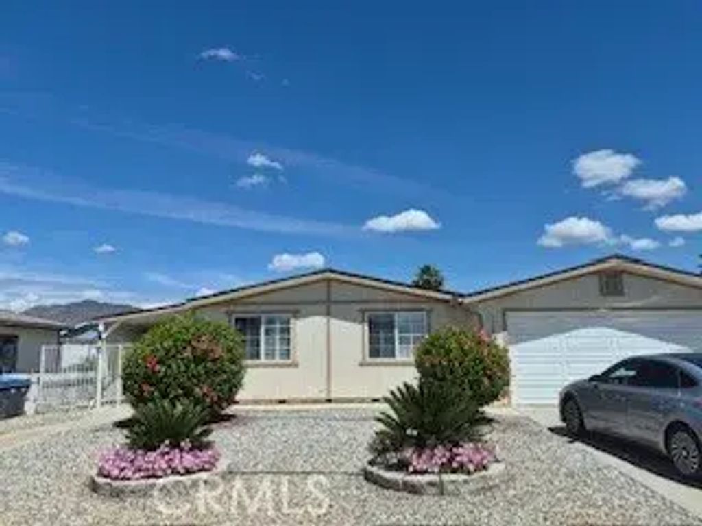 43692 Ange Lane, Hemet