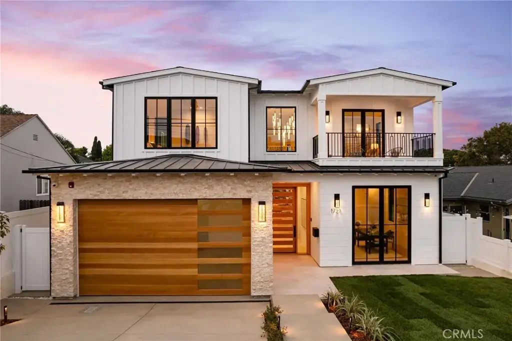 1721 2nd Street, Manhattan Beach
