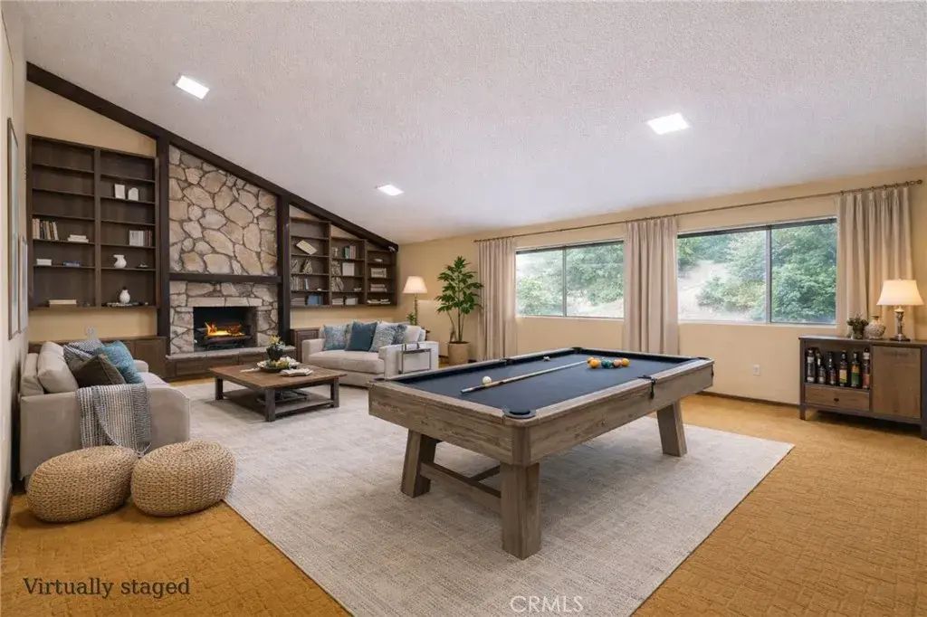 11050 Baile Avenue, Chatsworth