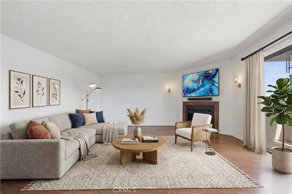 605 Redondo 304, Long Beach