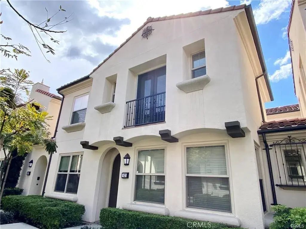 62 Emerald Clover, Irvine