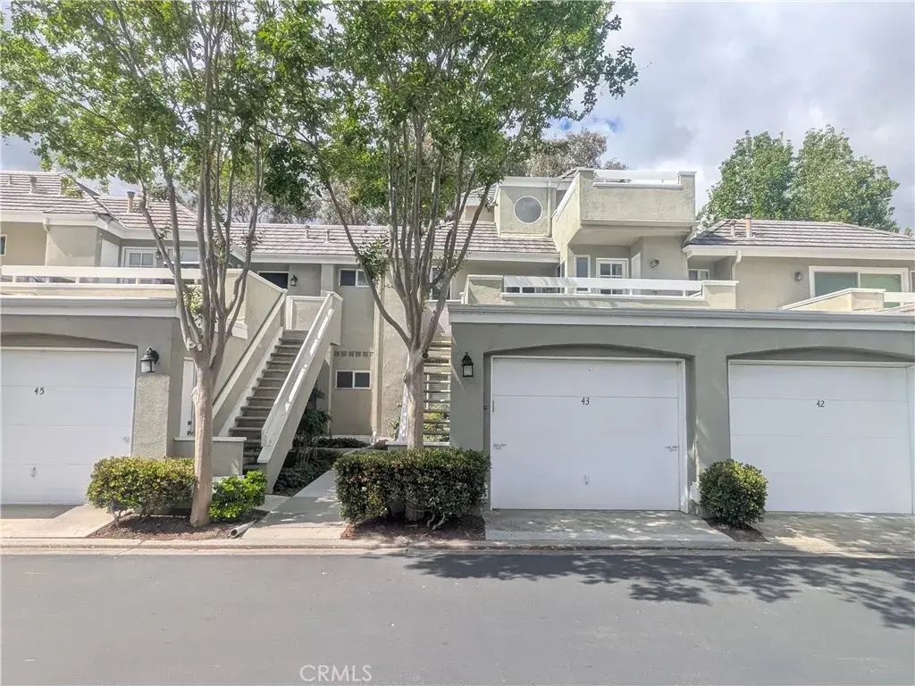 26129 Mcbean Parkway 43, Valencia