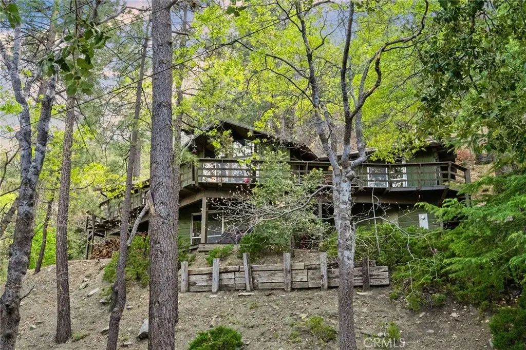 1159 Twin Lakes Drive, Wrightwood