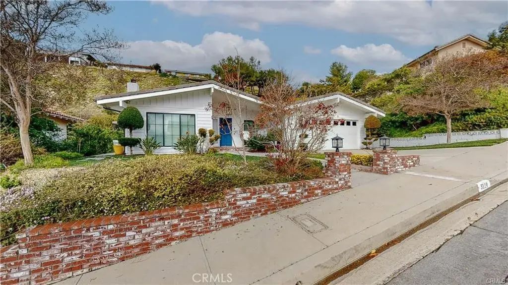 3119 Mesa Verde, Burbank