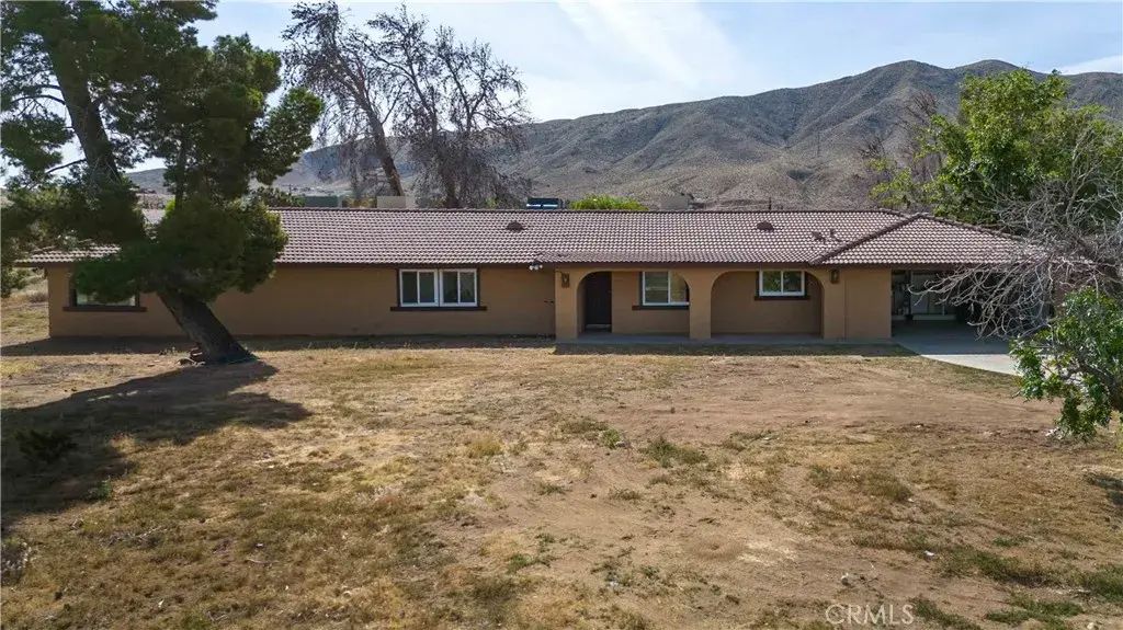 9473 Juniper, Apple Valley