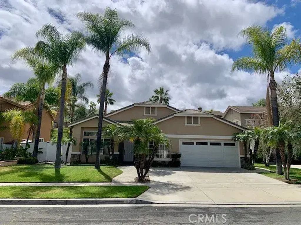558 Rembrandt, Corona