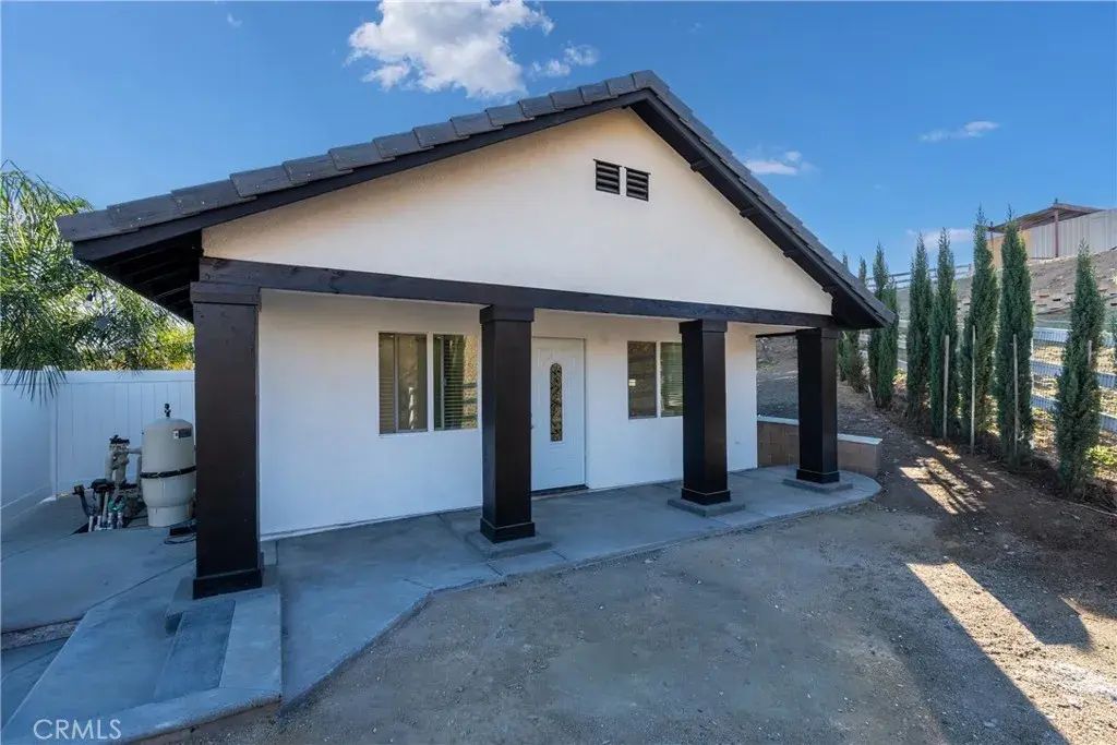 620 Silver Spur Way, Norco