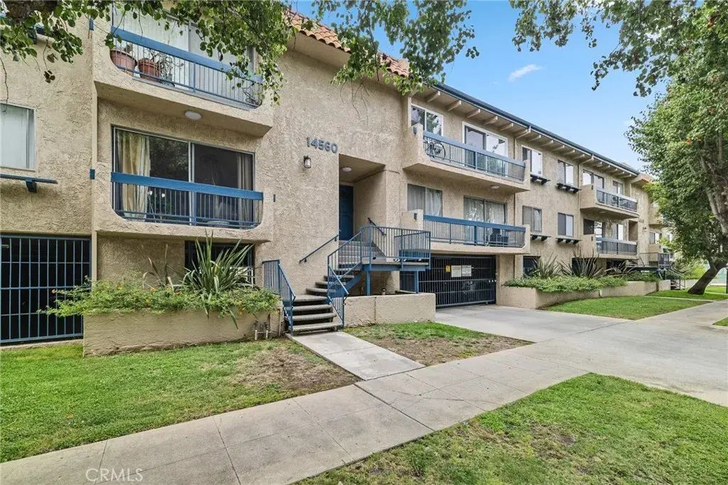 14560 Clark Street 215, Sherman Oaks