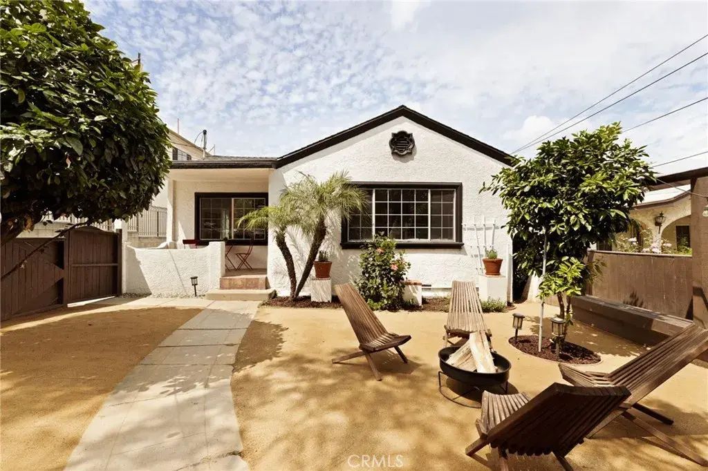 1361 Armadale Avenue, Los Angeles