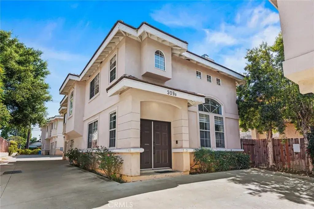 309 S Almansor Street B, Alhambra