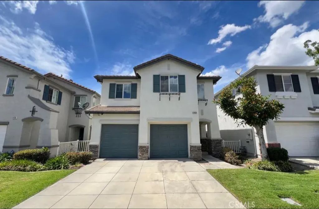 12930 Canary Court, Chino