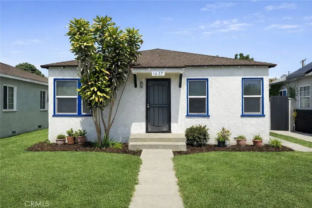 1637 E Poppy Street, Long Beach