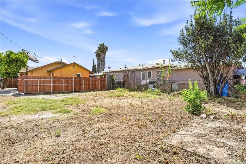 Holmes Ave, Los Angeles