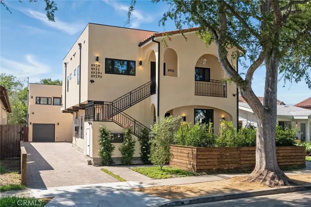 8929 Hubbard Street, Culver City
