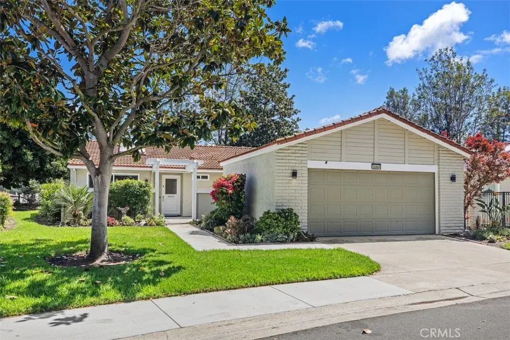 3268 San Amadeo A, Laguna Woods