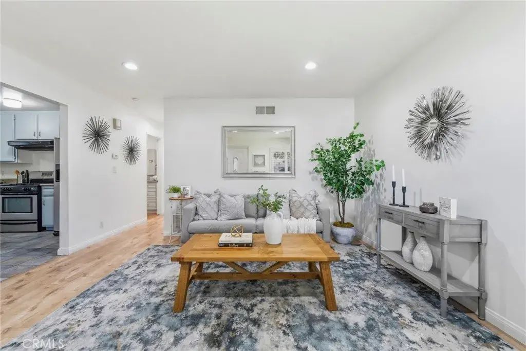 11736 215th Street, Lakewood