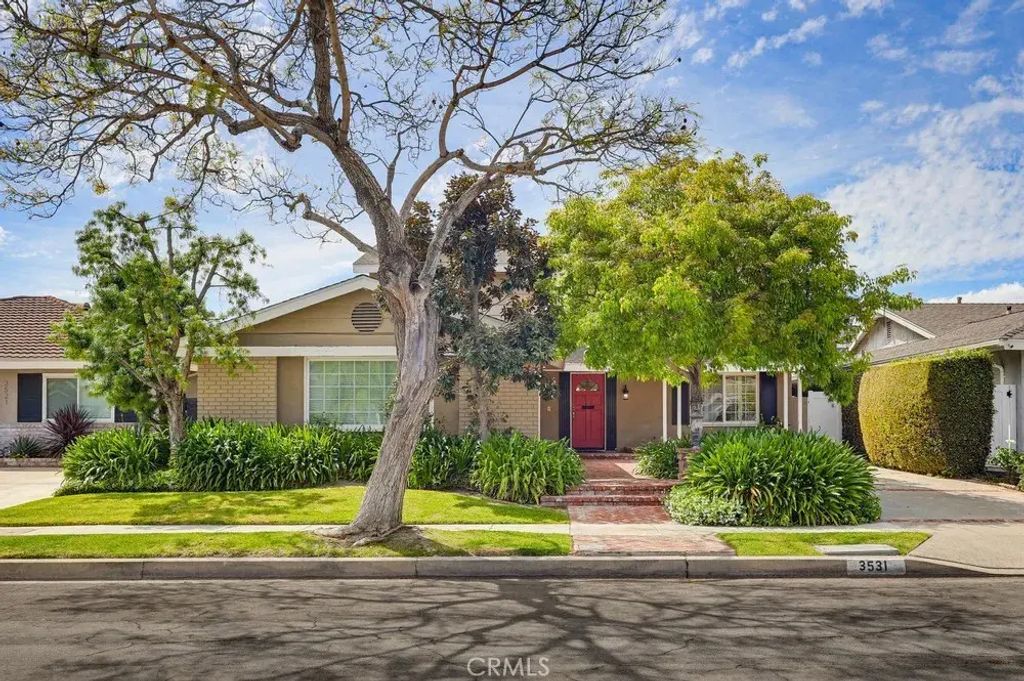 3531 Julian Avenue, Long Beach