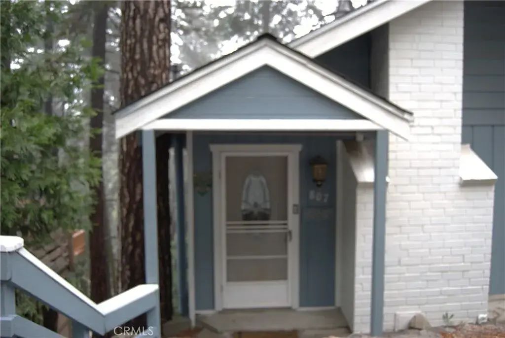 807 Sierra Vista, Twin Peaks