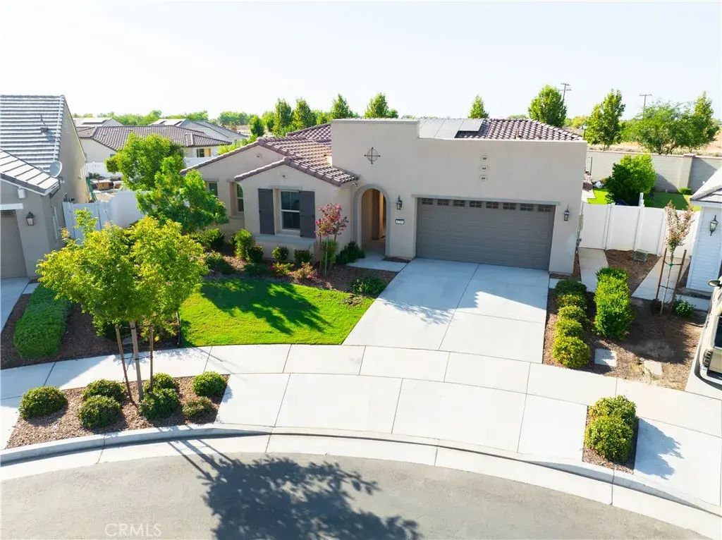 1705 Brickhill Court, Bakersfield