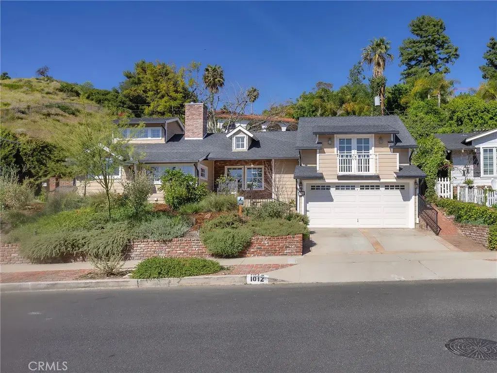 1012 N Sunset Canyon Drive, Burbank